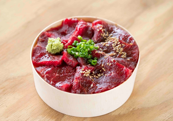 くじらめし 1,380円(税抜)