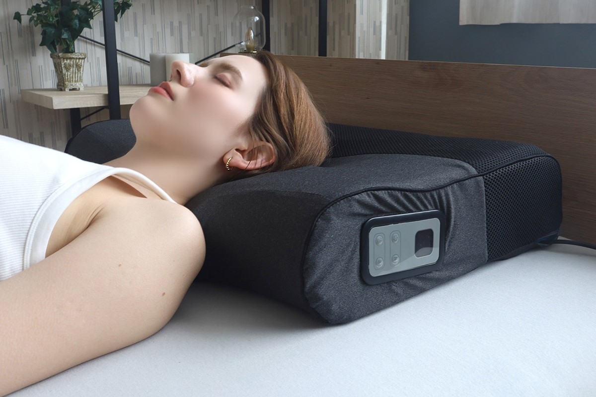 眠りに悩む現代人へ、昔から伝わる頭寒足熱という快眠法を先端のテクノロジーで実現した究極の快眠ガジェットが登場!