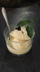 jGjax6Th2IOVyHESUTED.jpg?w=940&h=940