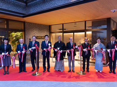 jMzK6jfU9AJSMF9Rnm6x.jpg?w=940&h=940