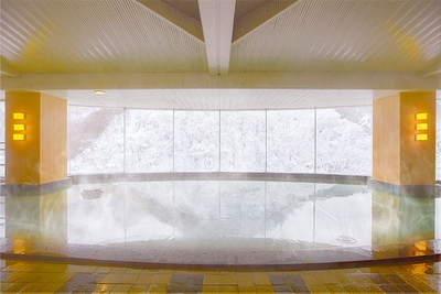 jOghd5qpjr1XGjEQvr5b.jpg?w=940&h=940