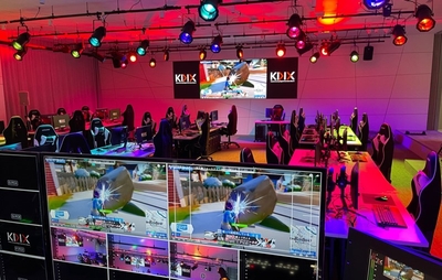 E館（情報学部棟）1階　esports Arena