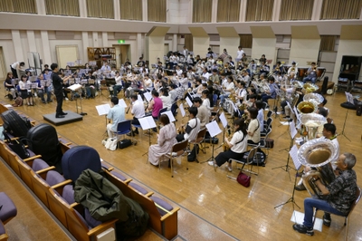 jd74wHEk6bTpRhMYuP9u.jpg?w=940&h=940