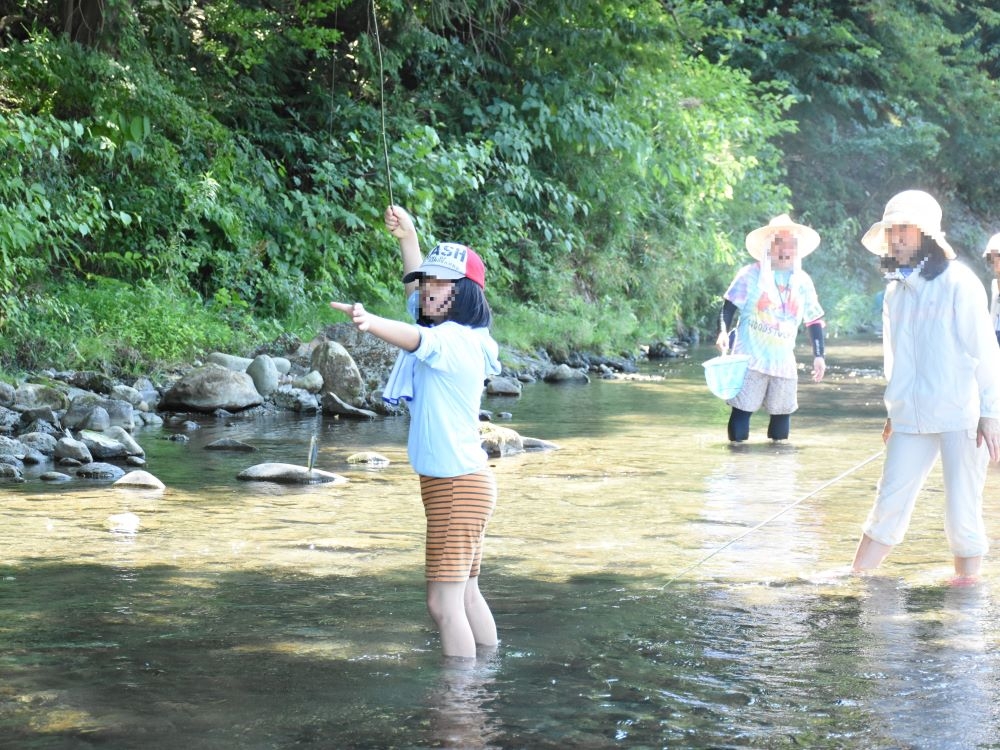 おっ!早くも1匹目