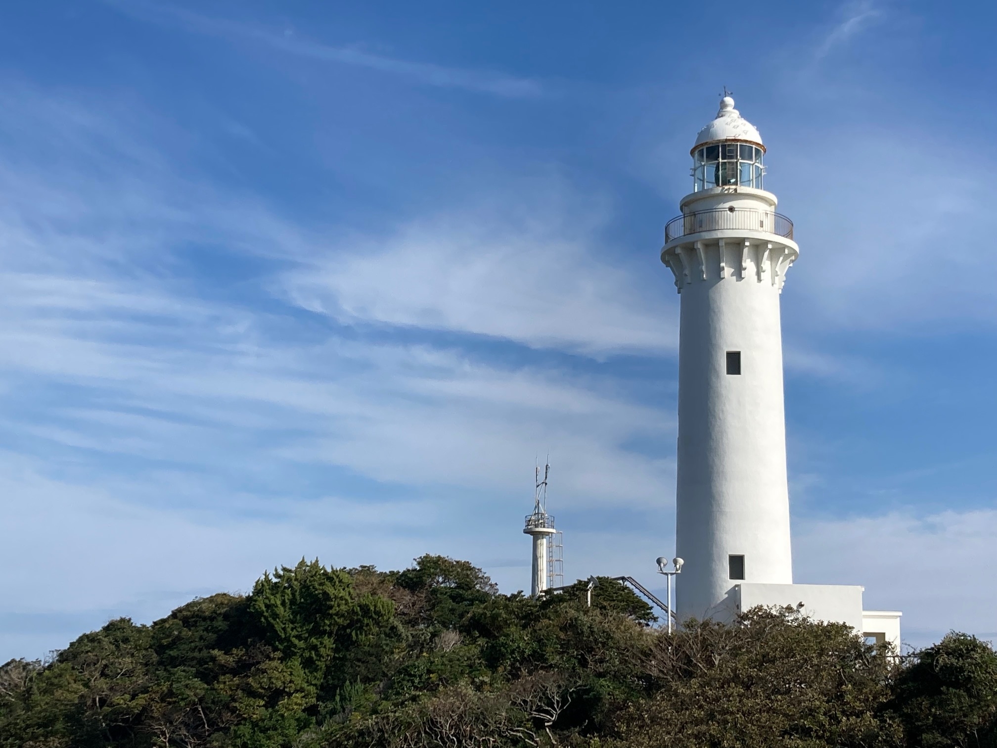 「日本の灯台50選」にも選ばれている「塩屋埼灯台」。美空ひばりの代表作「みだれ髪」の舞台としても有名。