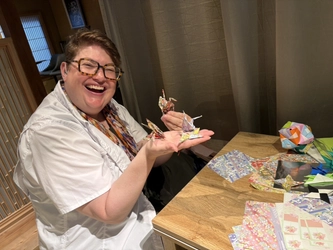 京都旅行で日本文化を手のひらに！『一念坂362Cafe』で日本の伝統を遊んで学び、特別なお土産を自分で作ろう