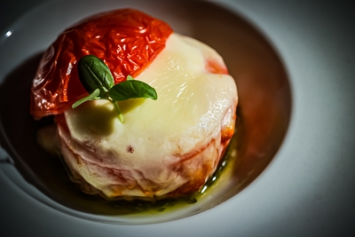 jn8MnAYxaSdzaFFmLoFs.jpg?w=940&h=940