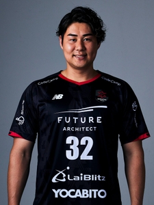 jqrBhAuDgk2vzr7YaVOm.jpg?w=940&h=940