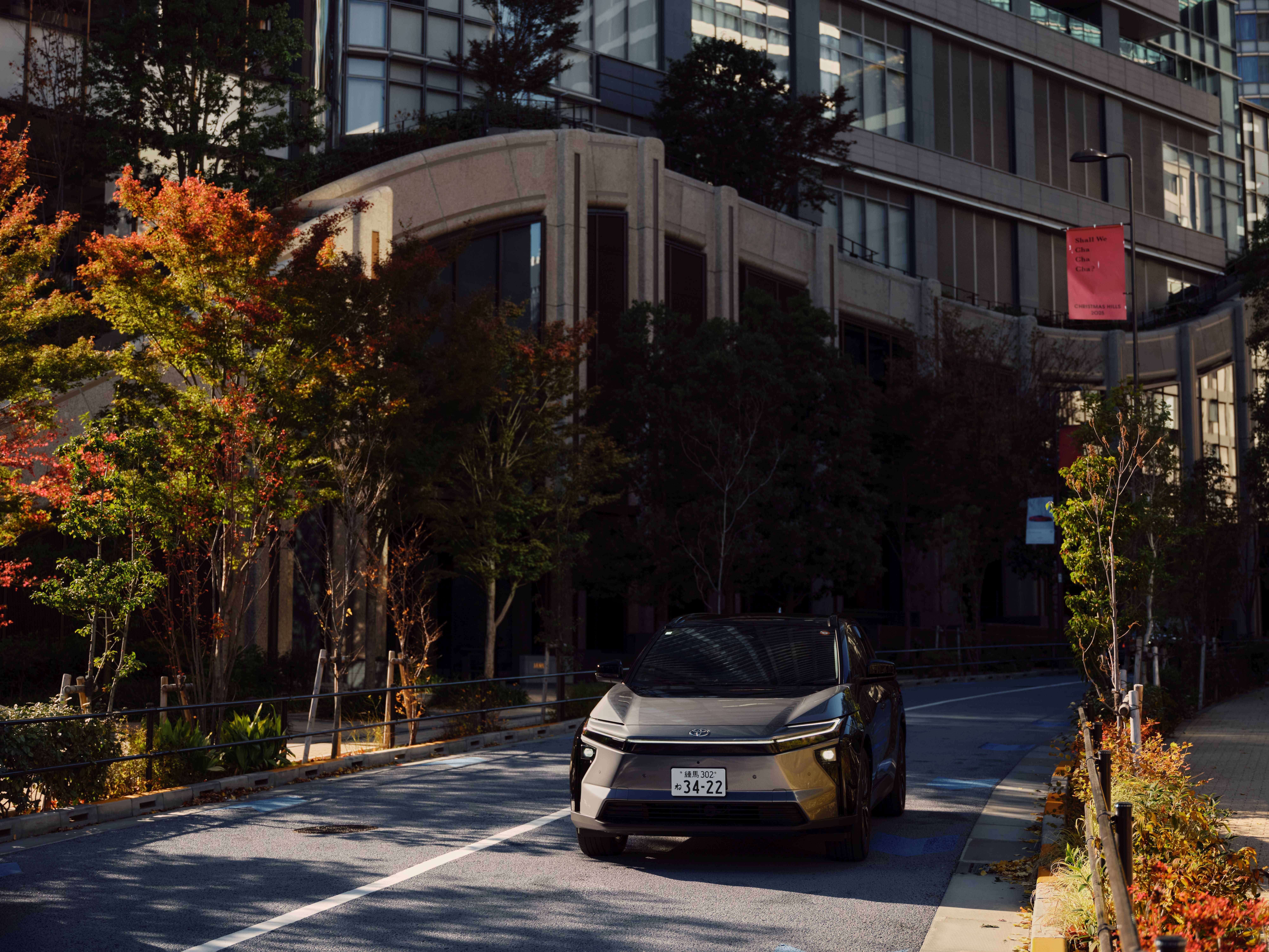 TOYOTAの電気自動車「bZ4X」があらゆる人やシーンに寄り添い ともに