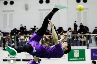 jufkFxCud8BJ6ojmcfOi.jpg?w=940&h=940