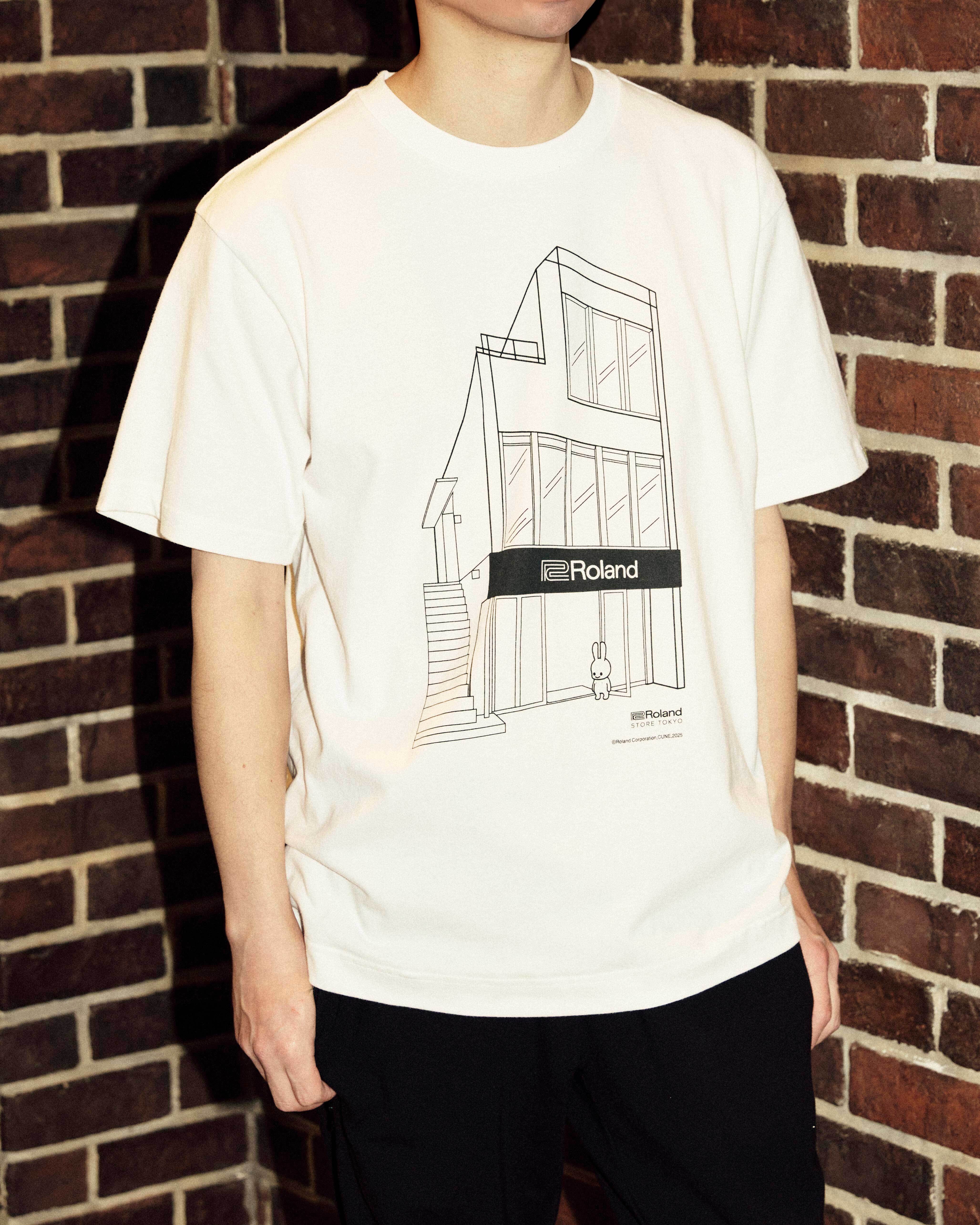 Roland Store TokyoとアパレルブランドCUNEの コラボTシャツを発売 