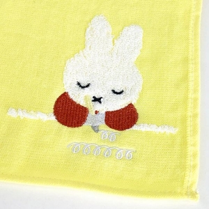 kF8dqE3znhnp5aB5IXPz.jpg?w=940&h=940