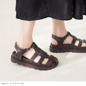 kGyKobKQ0hpndPAx87md.jpg?w=940&h=940