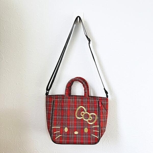 サンリオのハローキティ×ルートートのチェックトート