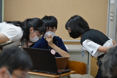 kIT1CCwLPf64NFodVjzx.jpg?w=940&h=940