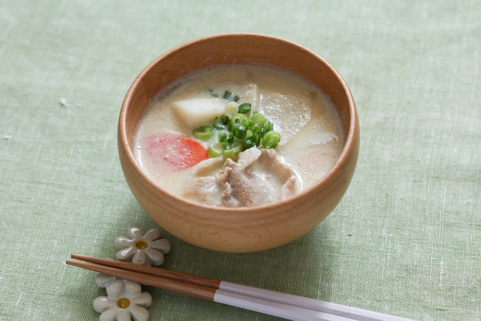 豆乳でコクうま!具だくさん豚汁