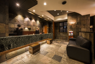 kNachUZEgI23MQsr8IjW.jpg?w=940&h=940