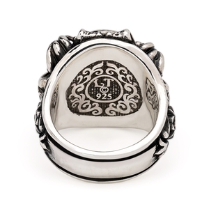 kNbE1KsZbJrEylLwrnyh.jpg?w=940&h=940