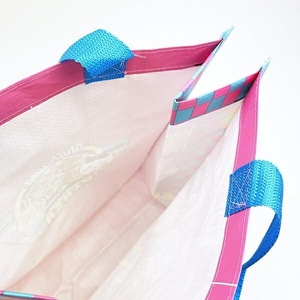 ちいかわ８０年代シリーズのアイテム