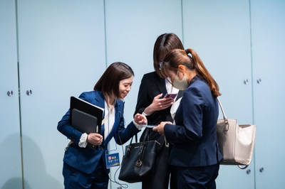 kPEq9953TV7HHGbye9R2.jpg?w=940&h=940