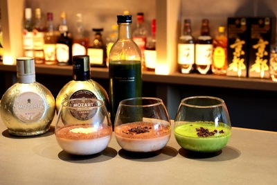 チョコレートカクテル　カルーア冷ミルク