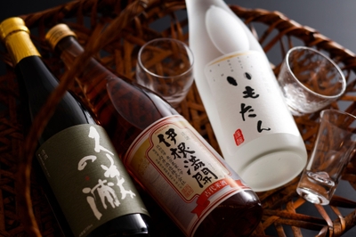 スタッフ厳選。こだわりが光る地元の地酒と焼酎