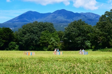 【リゾナーレ那須】日本の原風景・稲穂に囲まれた特別席でクラフトビールを楽しむ「田んぼビアガーデン」今年も開催 ～ビールとおせんべいで楽しむ至福のひととき～｜期間：2023年7月15日～8月31日