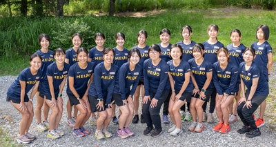kfHWiXUqyl4TnWf0uMI9.jpg?w=940&h=940