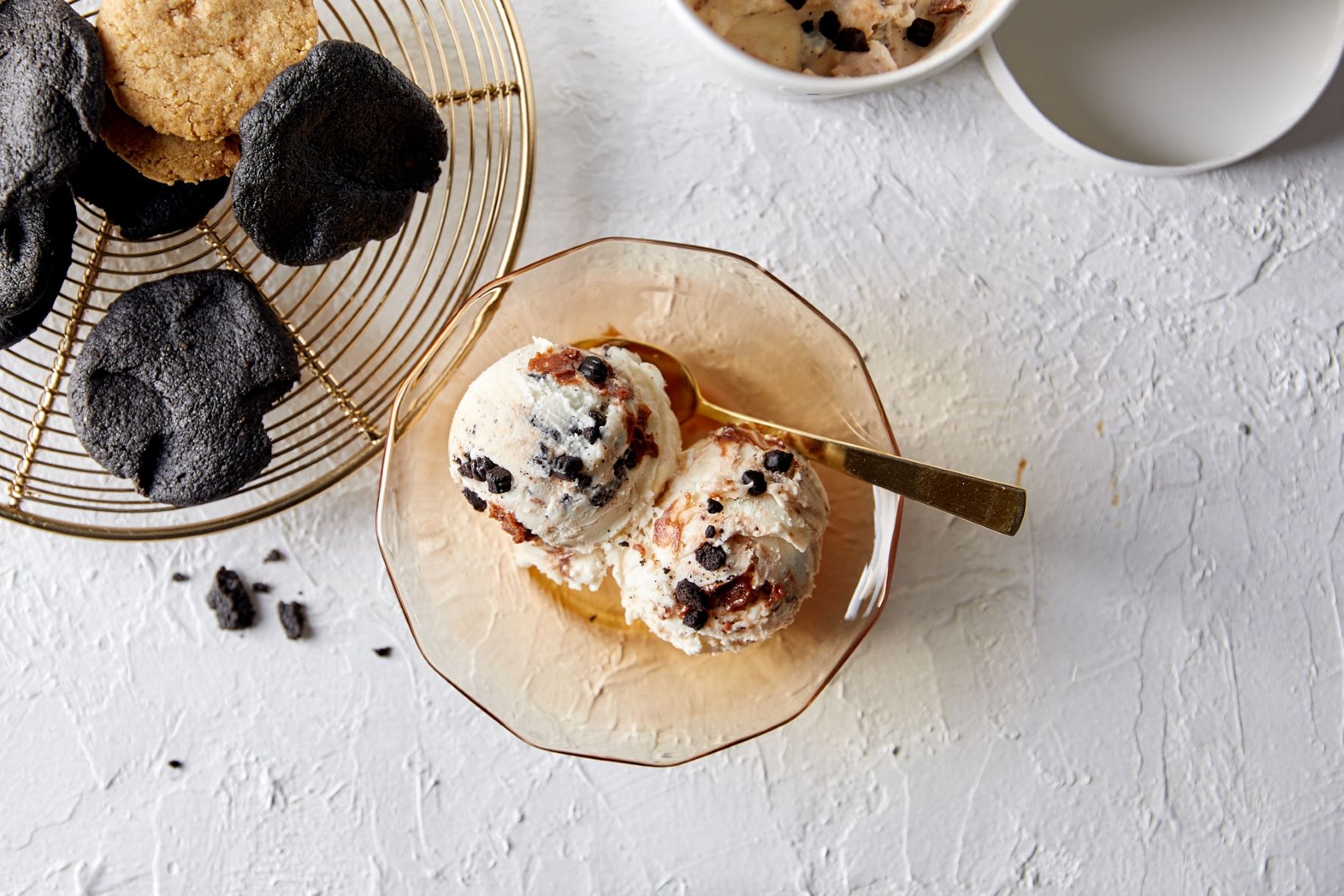 リボンアイスがヘーゼルナッツクッキーなどプロテイン10g入りのアイスクリームを販売開始。