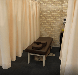 kiQJE01glb8RNXV1ShCP.png?w=940&h=940