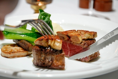 kkZacbSxonzFeMoj4LeL.jpg?w=940&h=940