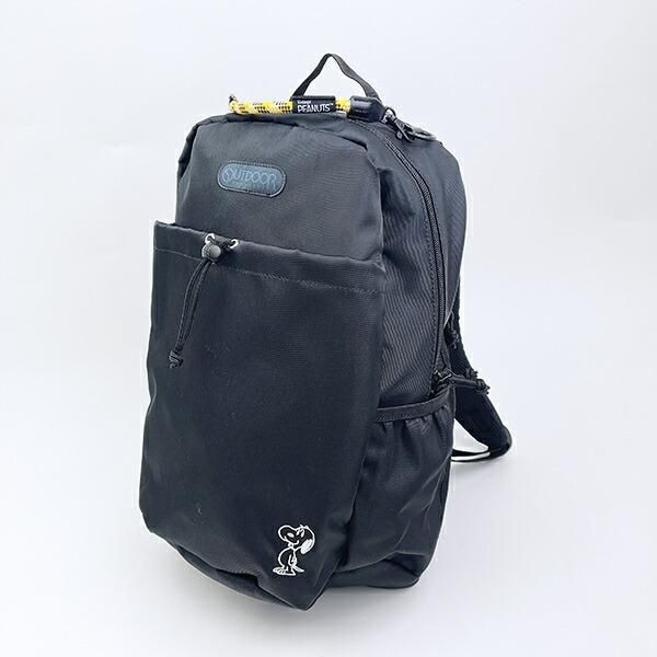 ロープハンドルが斬新でオシャレ！スヌーピー×OUTDOORのコラボバッグ