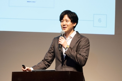 klAS1GH7yUMCg9L03E9k.jpg?w=940&h=940