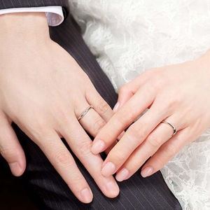 kmeTewl486ImWb8QNcFU.jpg?w=940&h=940