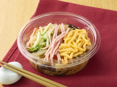 ５品目の彩り中華春雨サラダ　内容量５０％増量　イメージ