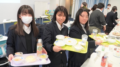 kpvbo0Ls0jsXQGSvUPC8.jpg?w=940&h=940