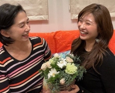 ksFGbJ9l0j77PKhya3QC.jpg?w=940&h=940