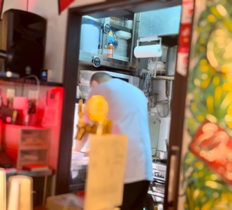 kwmZvWIpxb2Fw1Li57ga.jpg?w=940&h=940