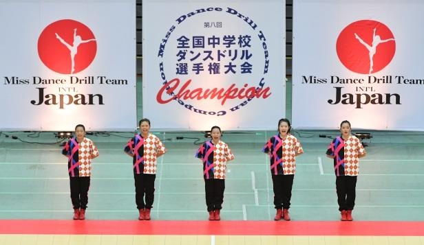 ダンス部がアメリカで開催される世界大会へ　東広島市長を表敬訪問し、日本代表決定を報告