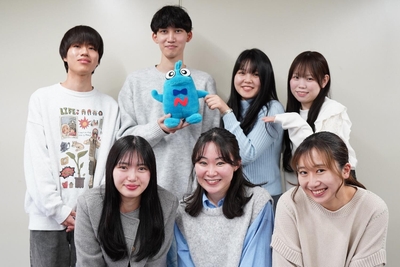 動画制作プロジェクトに参加した学生たち（参加時はそれぞれ、4年生、大学院1年生）