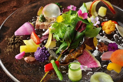 l72ZUisz4RIv7ytaLUsn.jpg?w=940&h=940