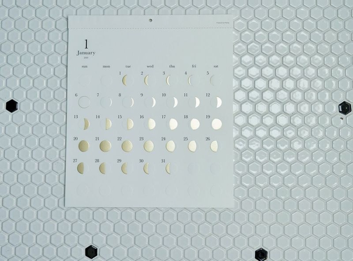 月の満ち欠けカレンダー「ミチルkira」