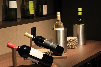 ドリンクサービス（ラウンジ）