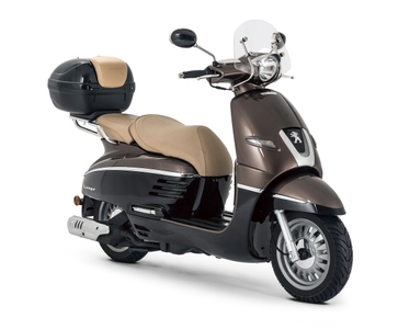 lBseIErKv6KAgILDUuDv.jpg?w=940&h=940