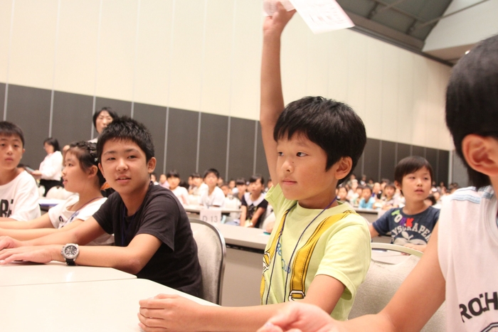 読暗算競技 珠算式暗算で瞬時に計算(5桁~12桁)