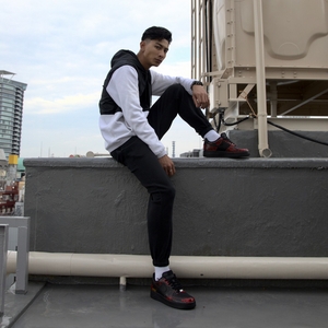 lEfD3JXNLlEOmiwL53ZA.jpg?w=940&h=940