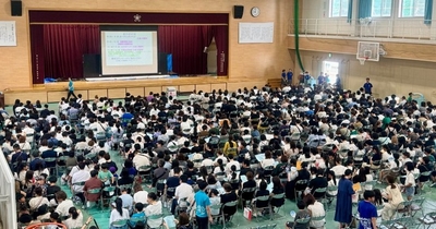 令和7年（2025年）7月「中学Fes」での説明会の様子