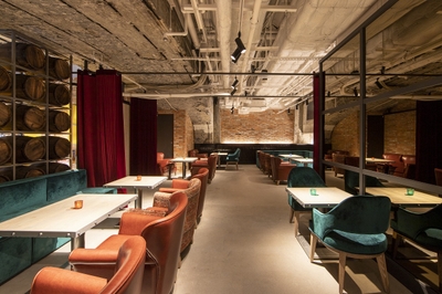 lEqULmeYKaB7pWIOiygj.jpg?w=940&h=940