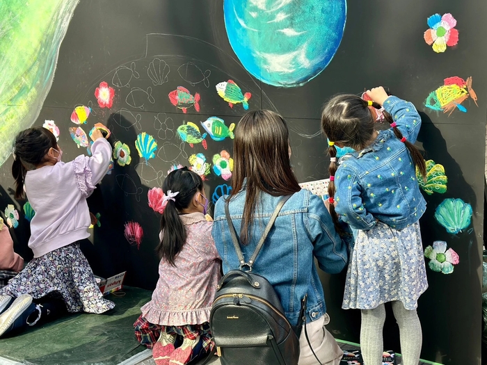 巨大チョークアート 1