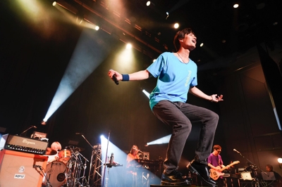 lIz2hDHbDoHdqvvNW94c.jpg?w=940&h=940